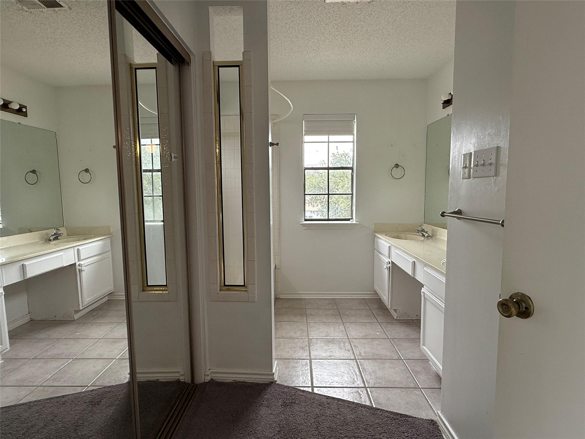 2503 Autrey Dr, Leander, TX 78641