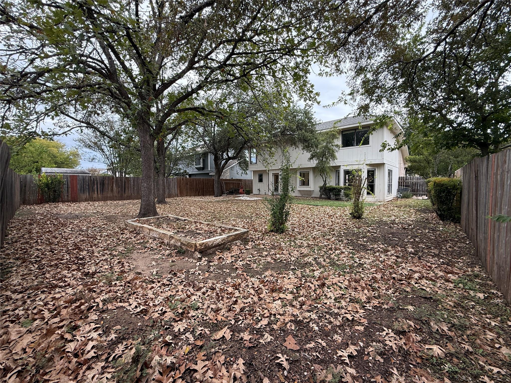 2503 Autrey Dr, Leander, TX 78641