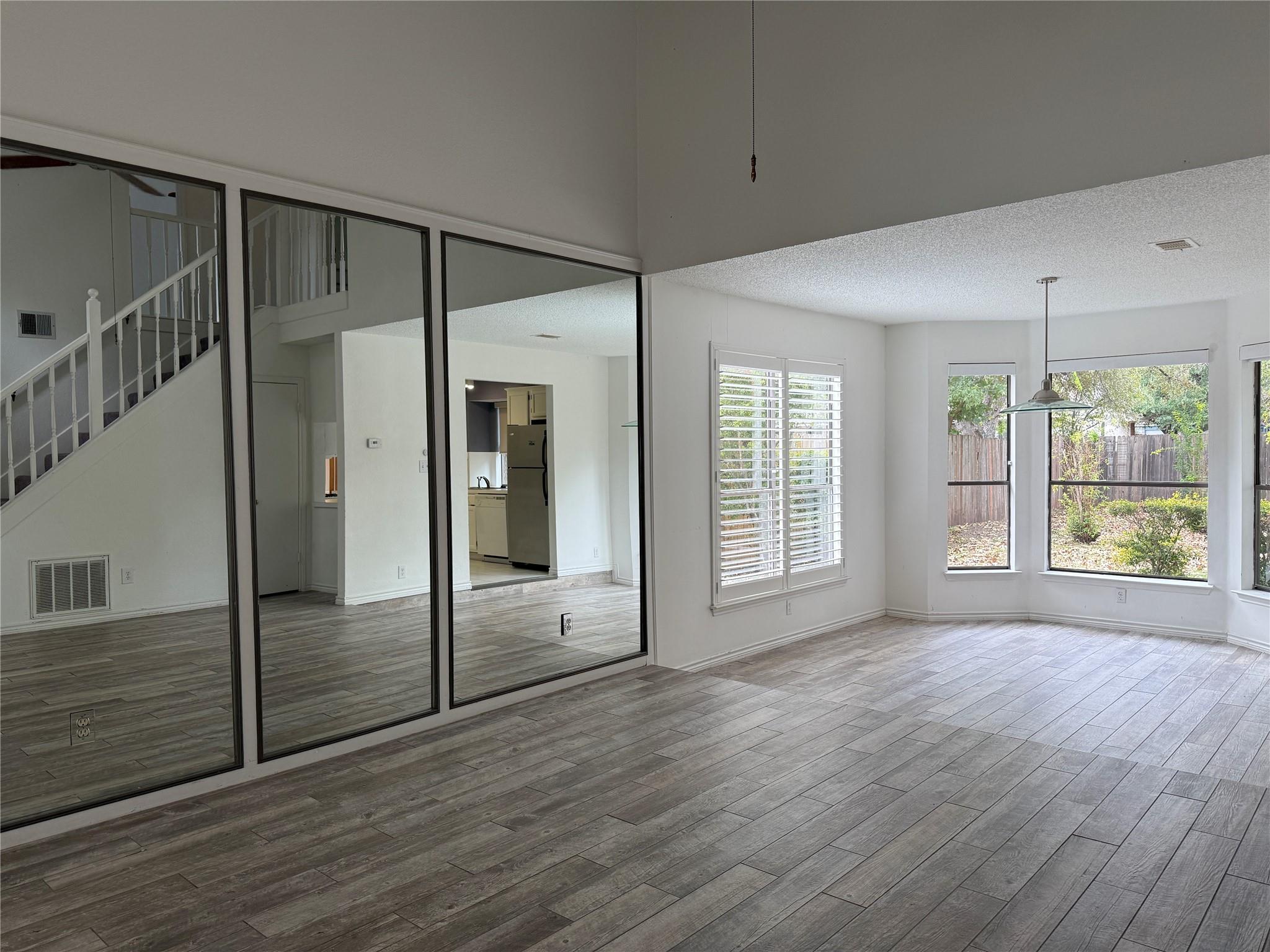 2503 Autrey Dr, Leander, TX 78641