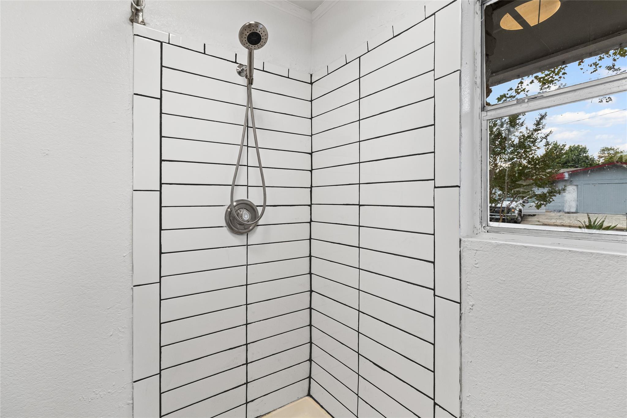 9104 Glenn Ln, Austin, TX 78753