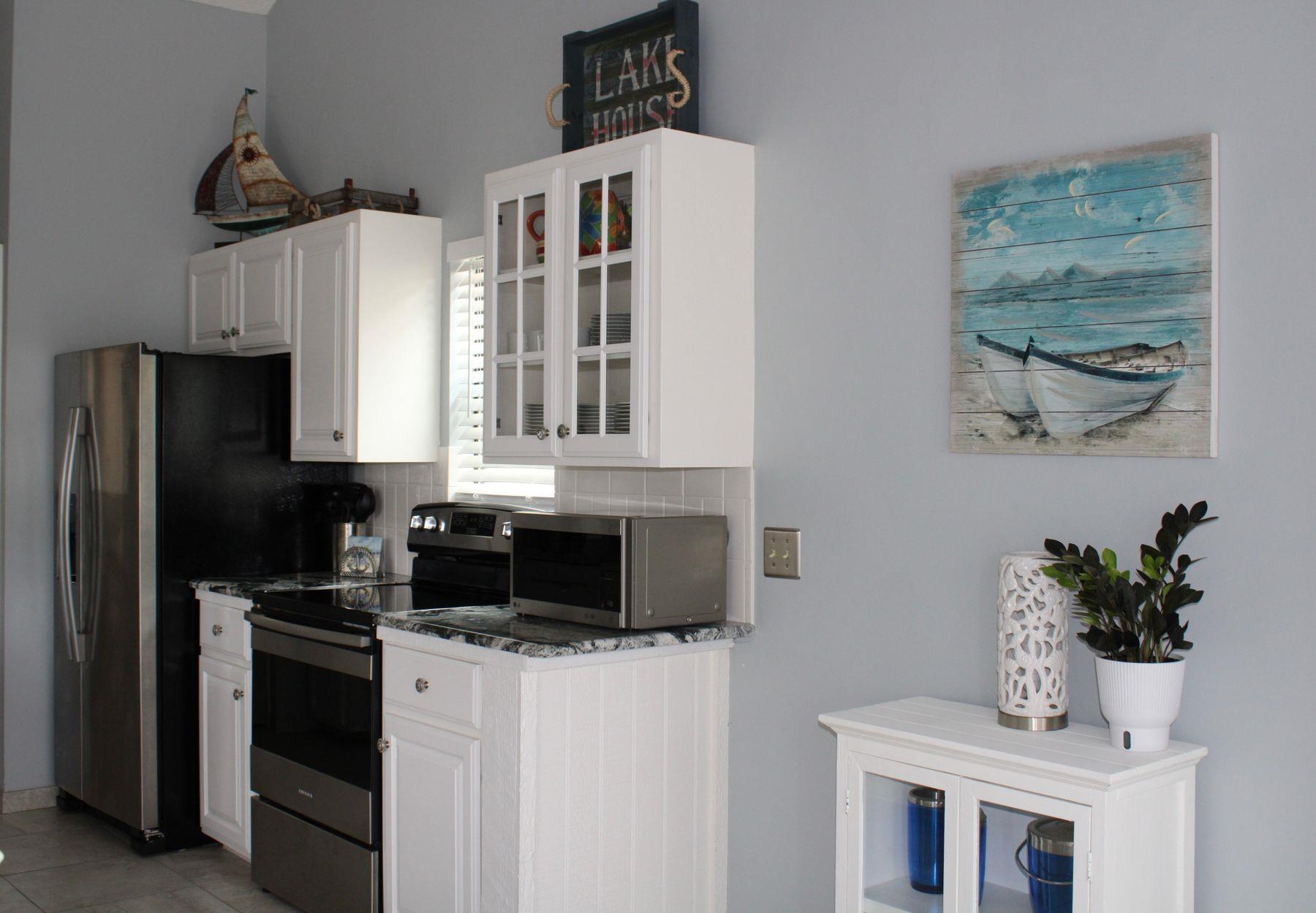 104 Horseshoe Bay Blvd # 5, Horseshoe Bay, TX 78657