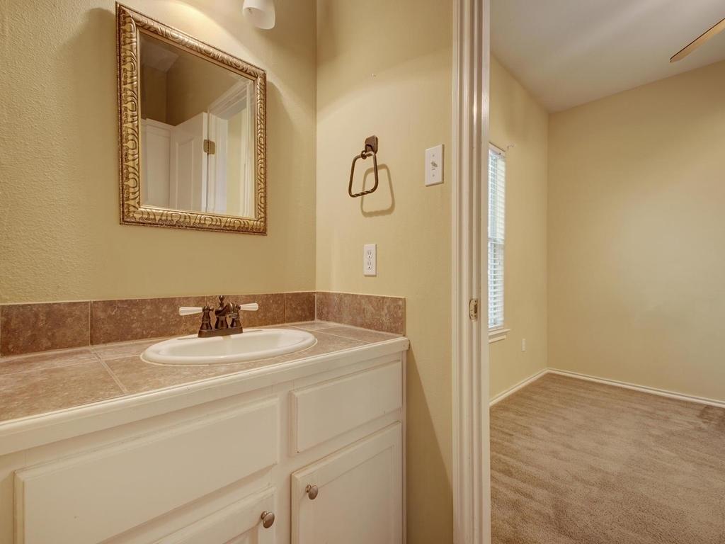 2906 Pearl St # B, Austin, TX 78705