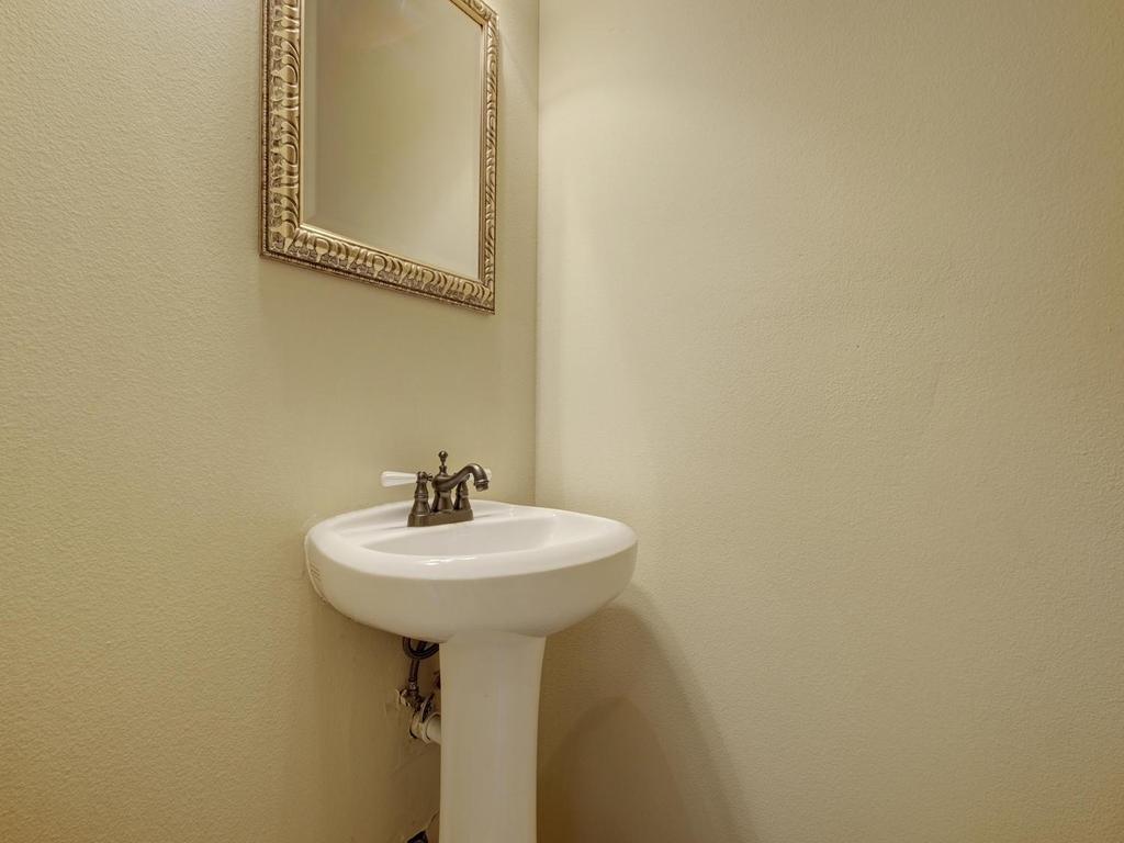 2906 Pearl St # B, Austin, TX 78705