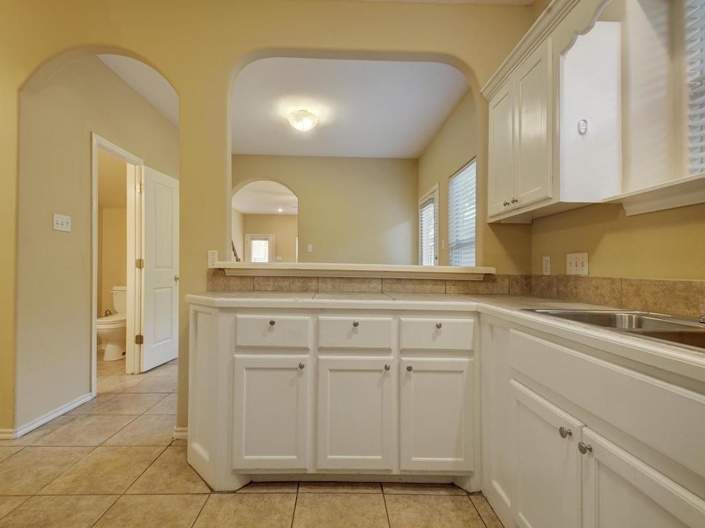 2906 Pearl St # B, Austin, TX 78705