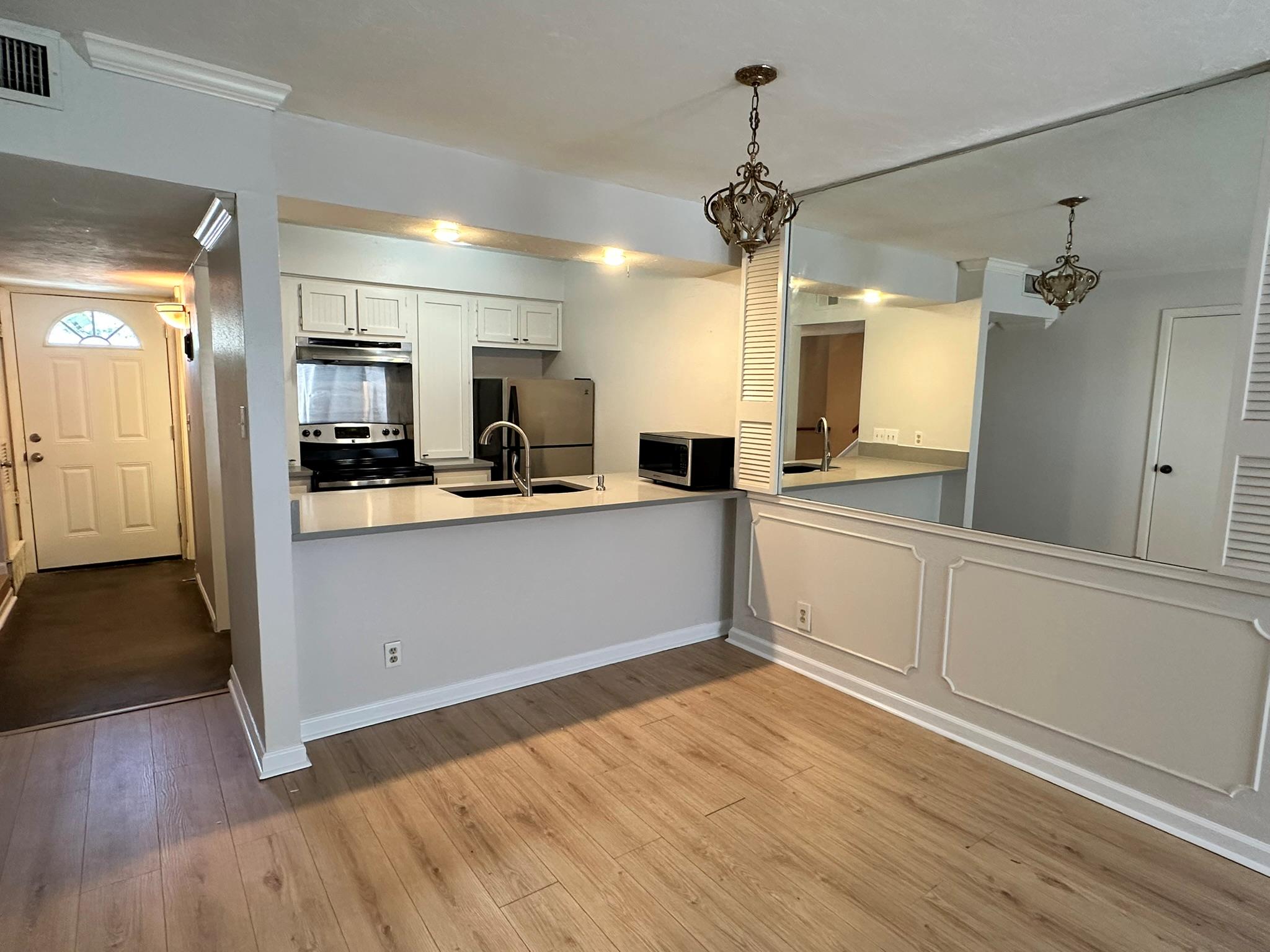 6501 E Hill Dr # 106, Austin, TX 78731