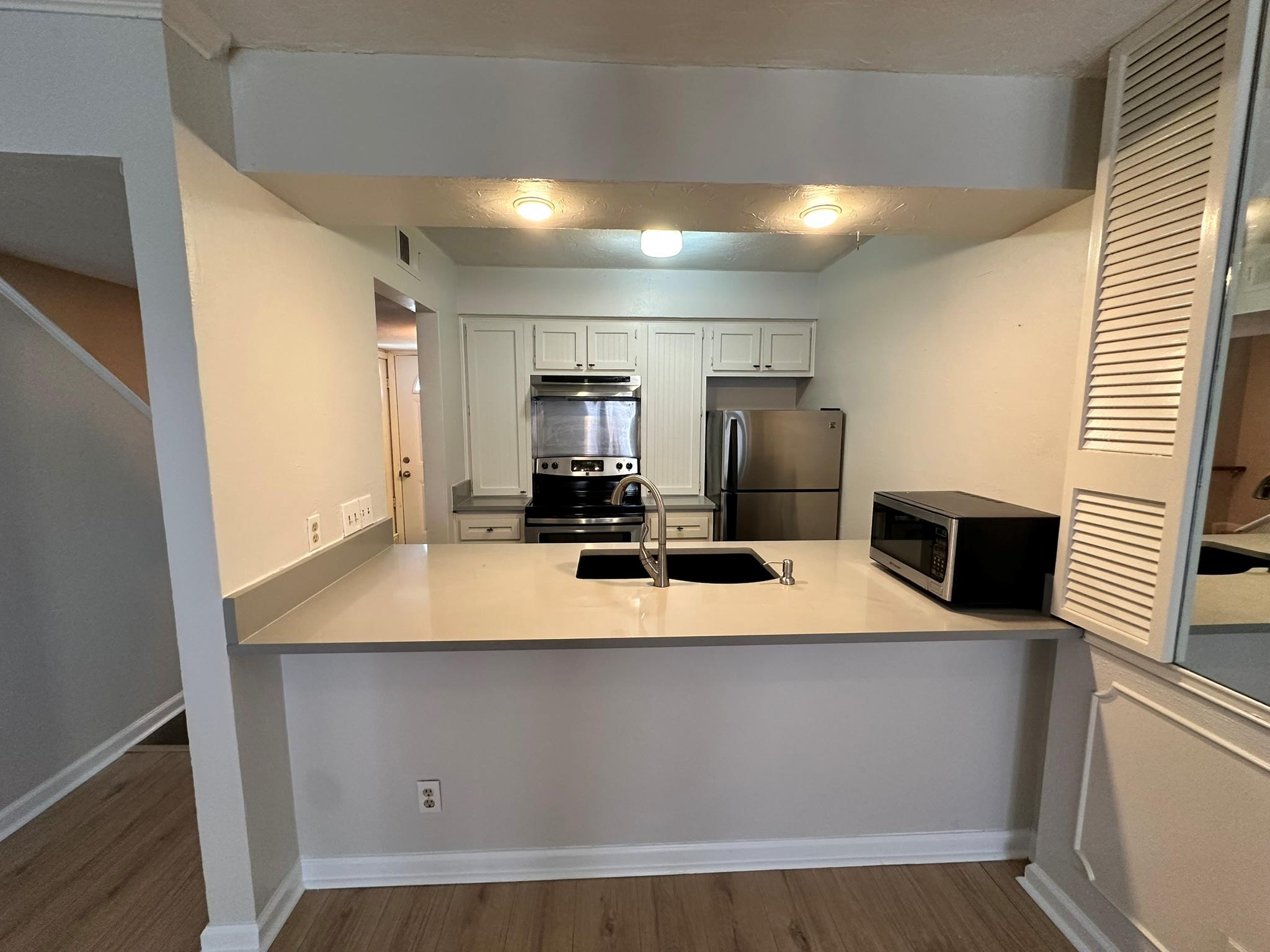 6501 E Hill Dr # 106, Austin, TX 78731