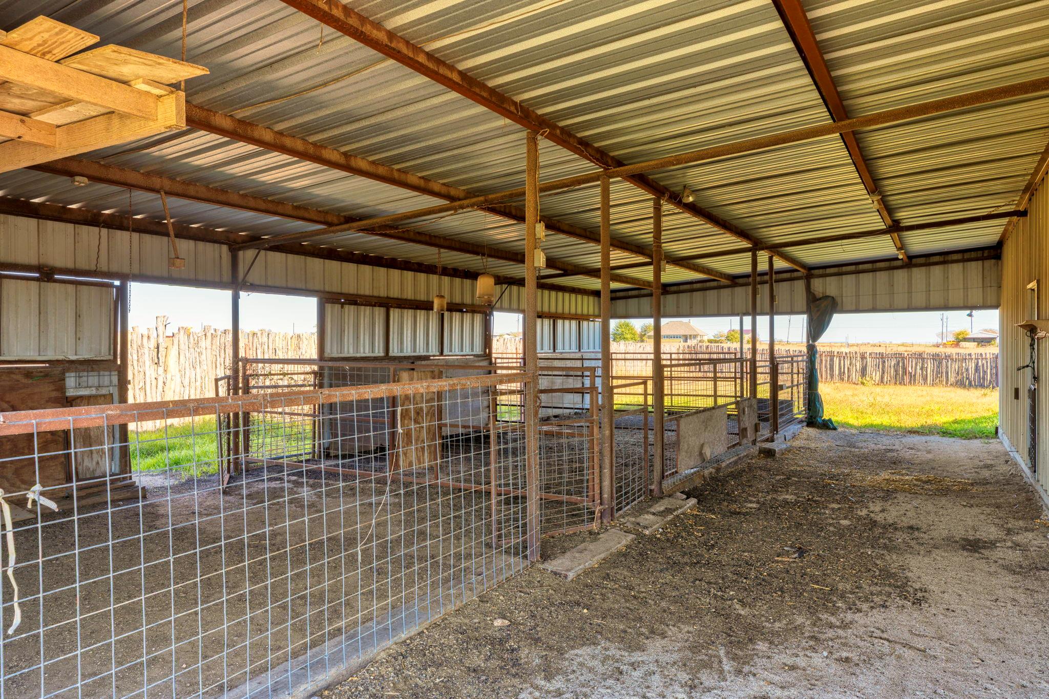 4680 Dreibrodt Rd, San Marcos, TX 78666