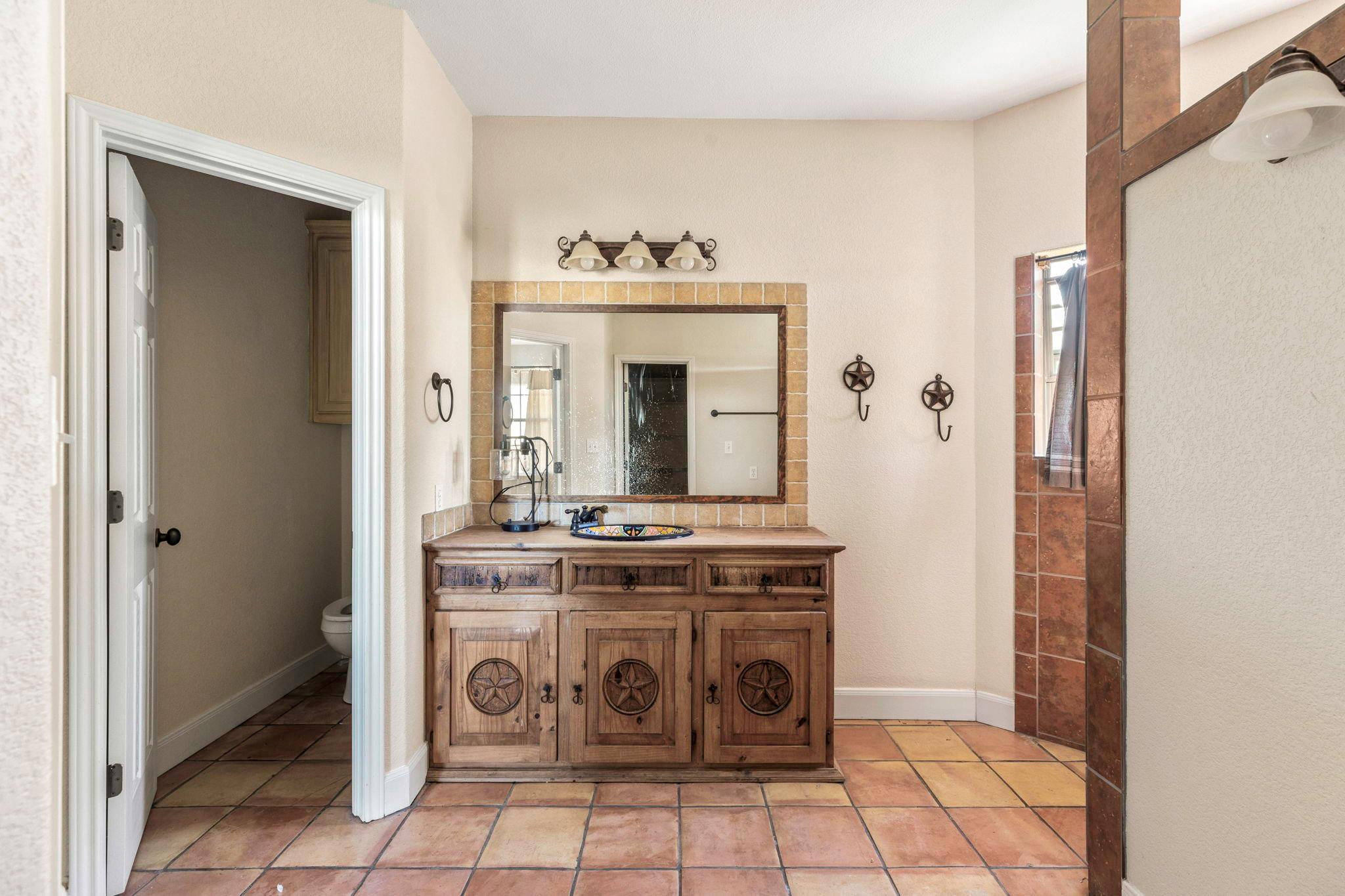 4680 Dreibrodt Rd, San Marcos, TX 78666