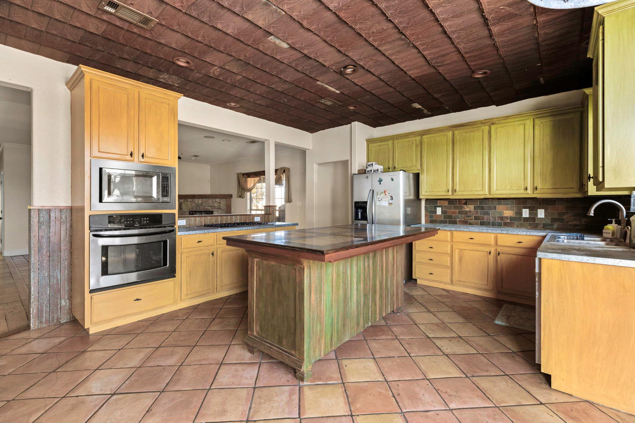 4680 Dreibrodt Rd, San Marcos, TX 78666