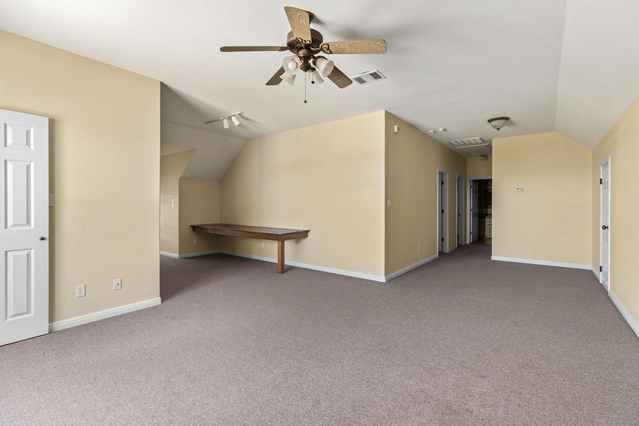 4680 Dreibrodt Rd, San Marcos, TX 78666