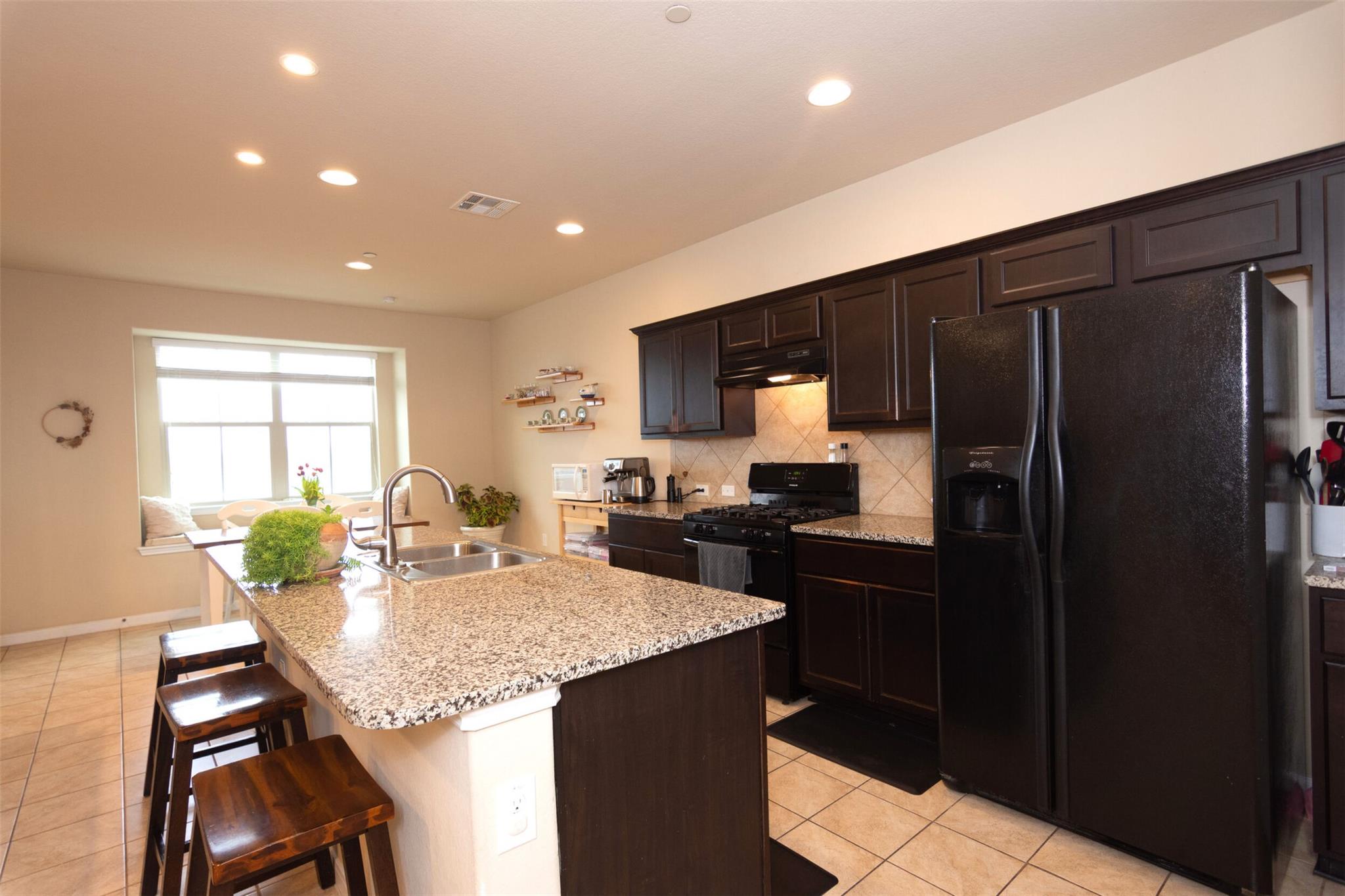 2880 Donnell Dr # 2203, Round Rock, TX 78664