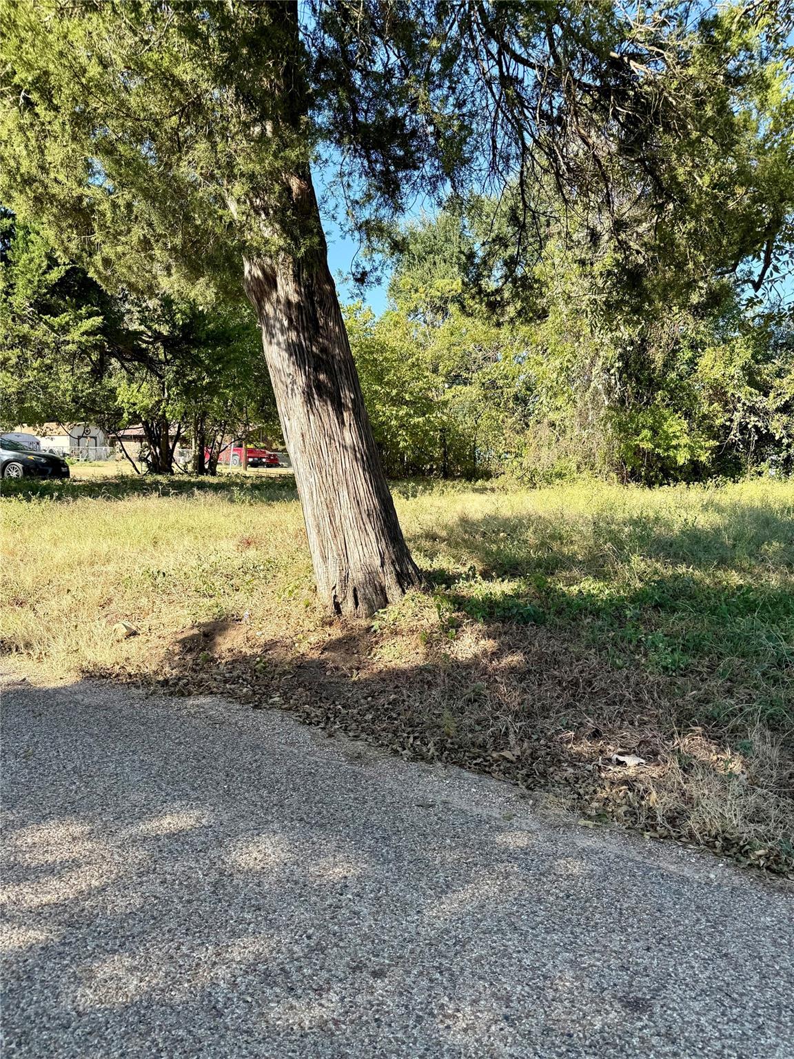 1001 N Jefferson Ave, Cameron, TX 76520