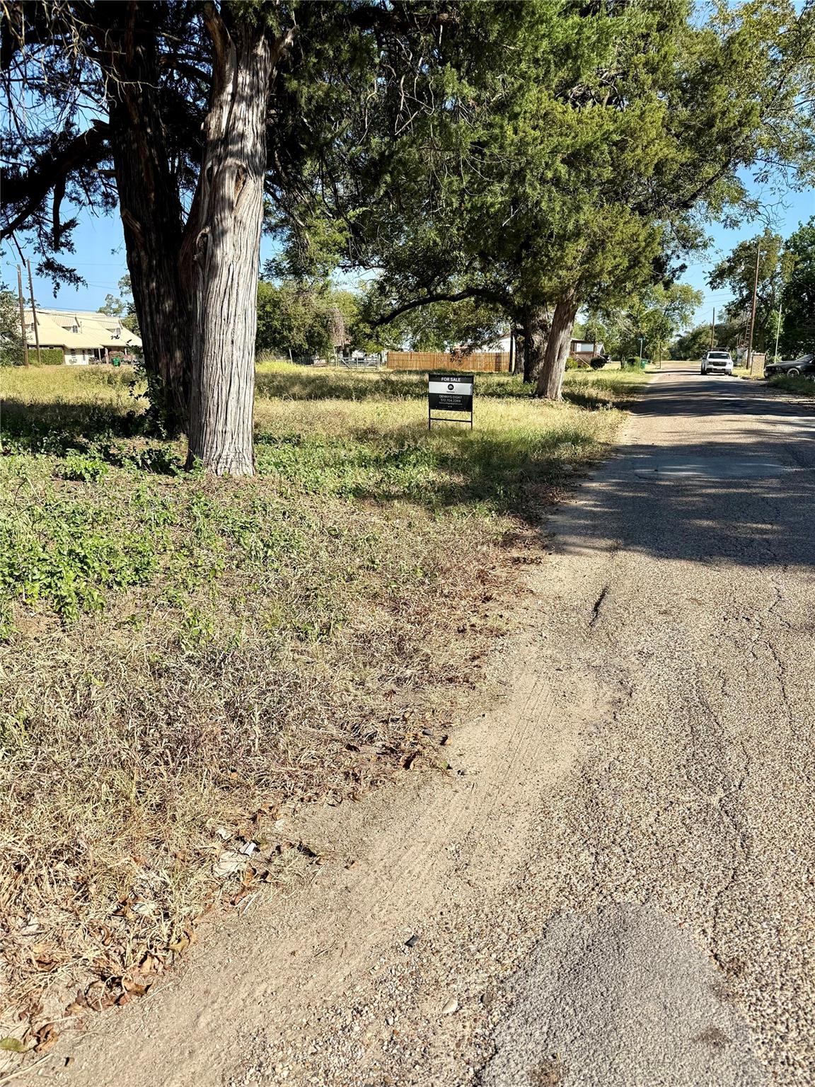 1001 N Jefferson Ave, Cameron, TX 76520