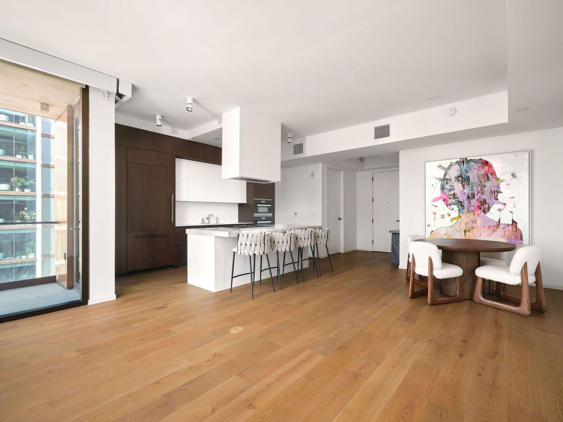 1211 W Riverside Dr # 4D, Austin, TX 78704