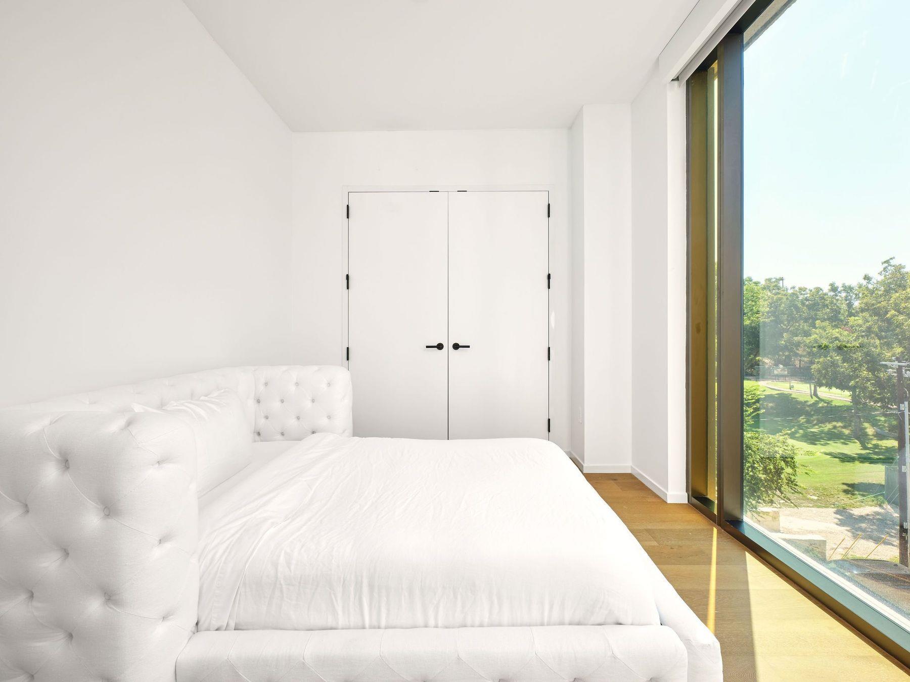 1211 W Riverside Dr # 4D, Austin, TX 78704