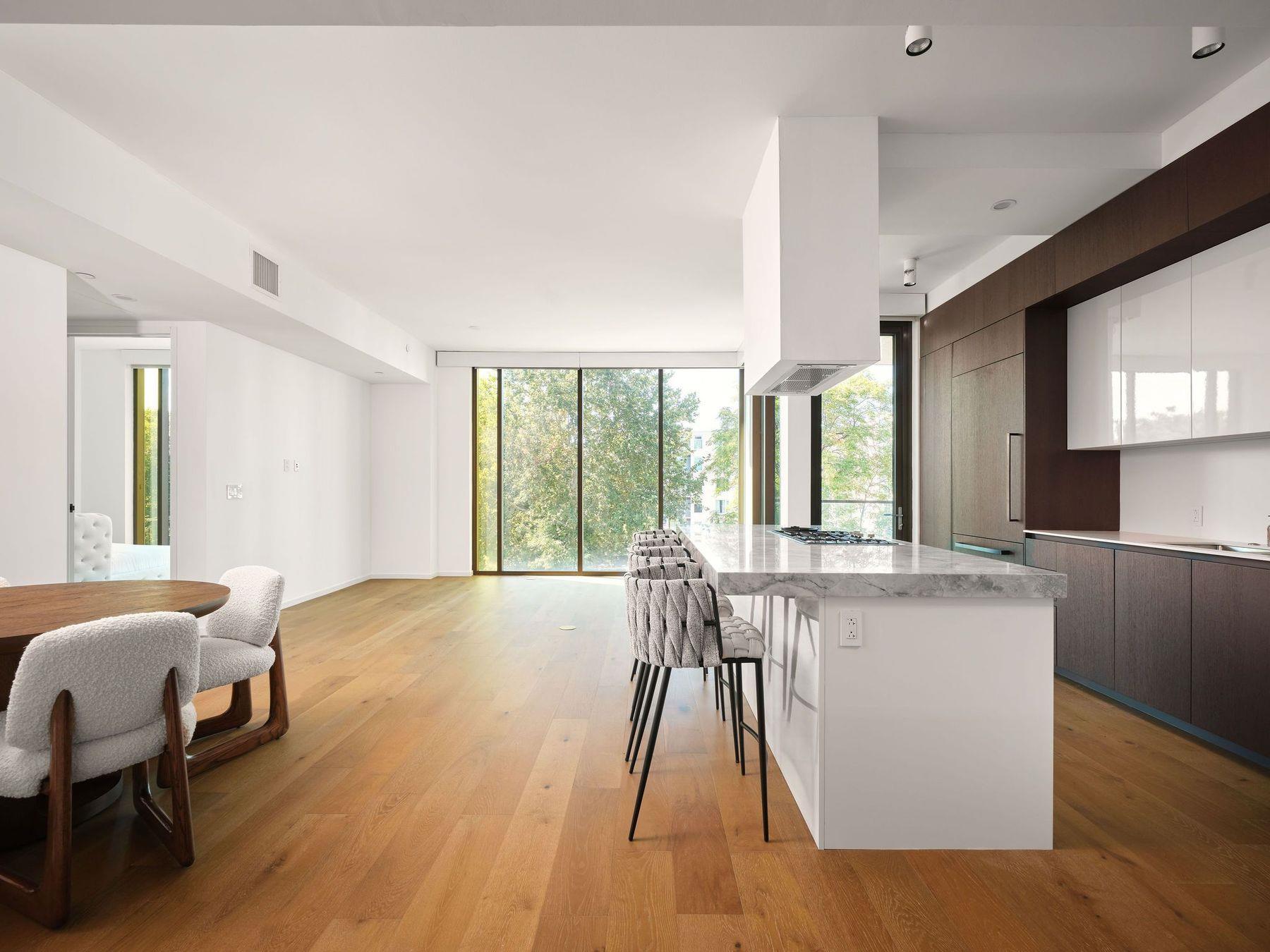 1211 W Riverside Dr # 4D, Austin, TX 78704