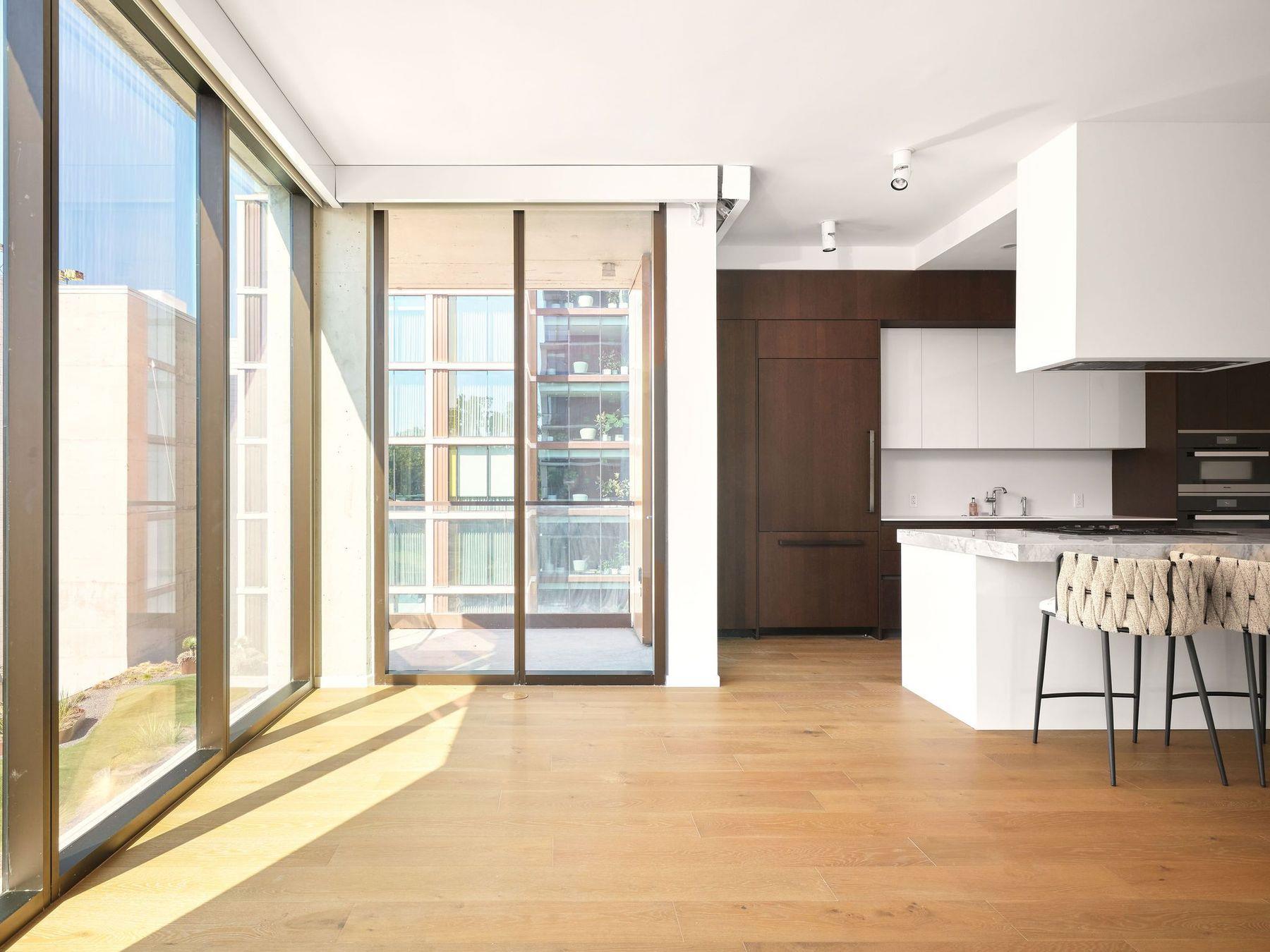 1211 W Riverside Dr # 4D, Austin, TX 78704