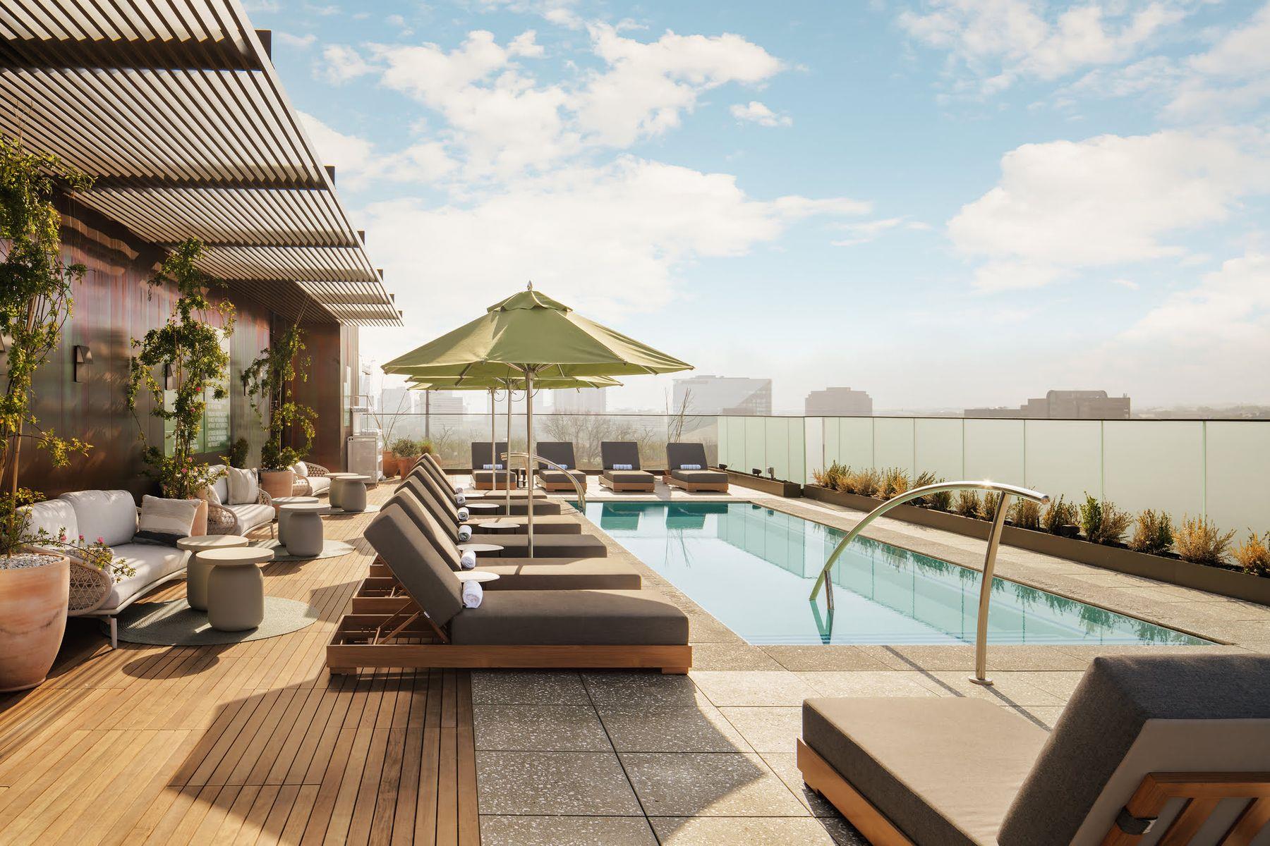 1211 W Riverside Dr # 4D, Austin, TX 78704