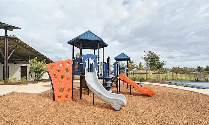 404 Spiny Lizard Ln, San Marcos, TX 78666