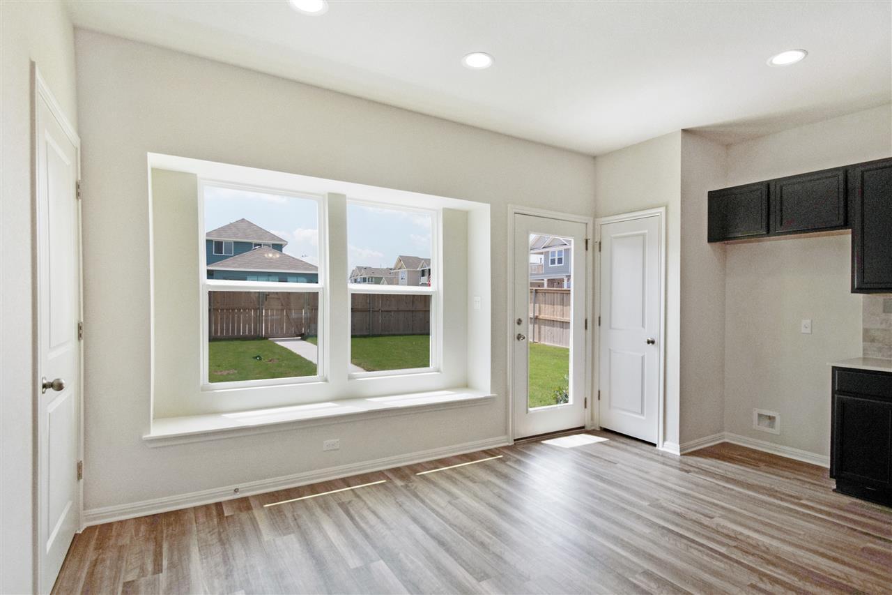 404 Spiny Lizard Ln, San Marcos, TX 78666