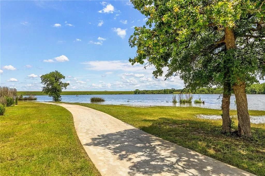 2328 Republic Trails Blvd, Leander, TX 78641