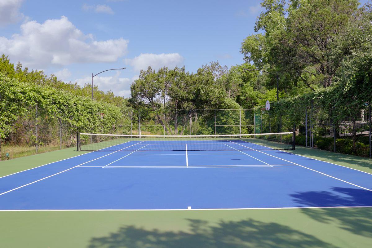 506 Konstanty Cir, Austin, TX 78746