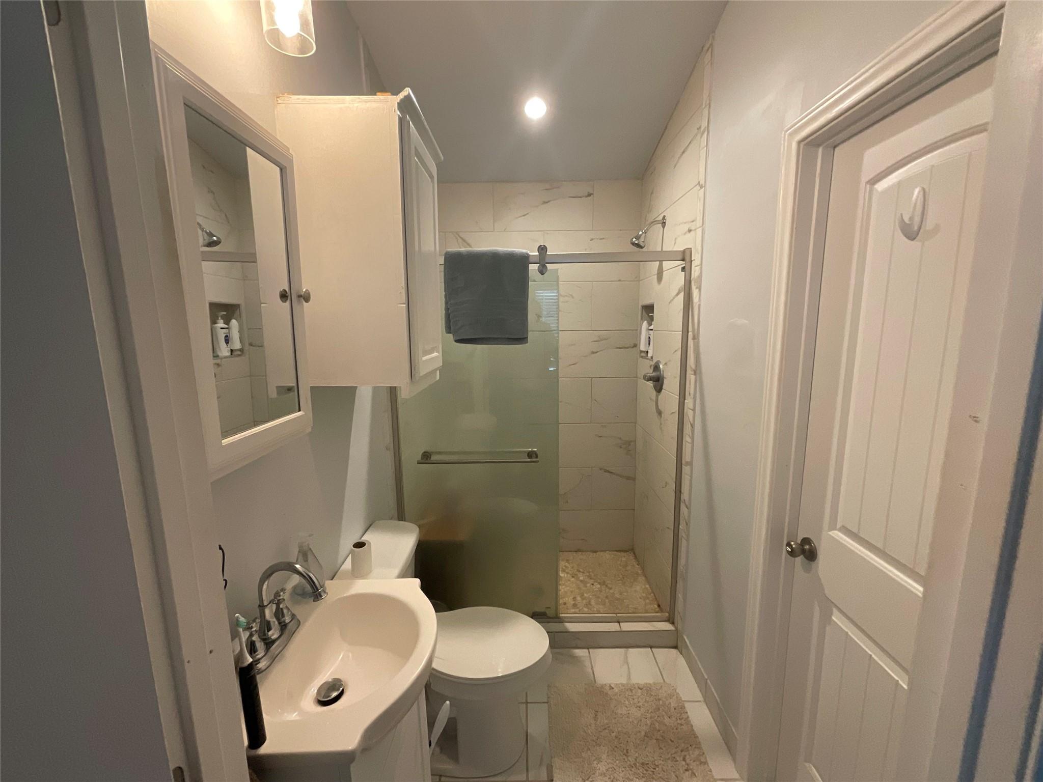 18302 Red Bud Ln, Jonestown, TX 78645