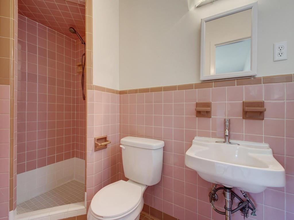 1110 FIELDCREST Dr, Austin, TX 78704