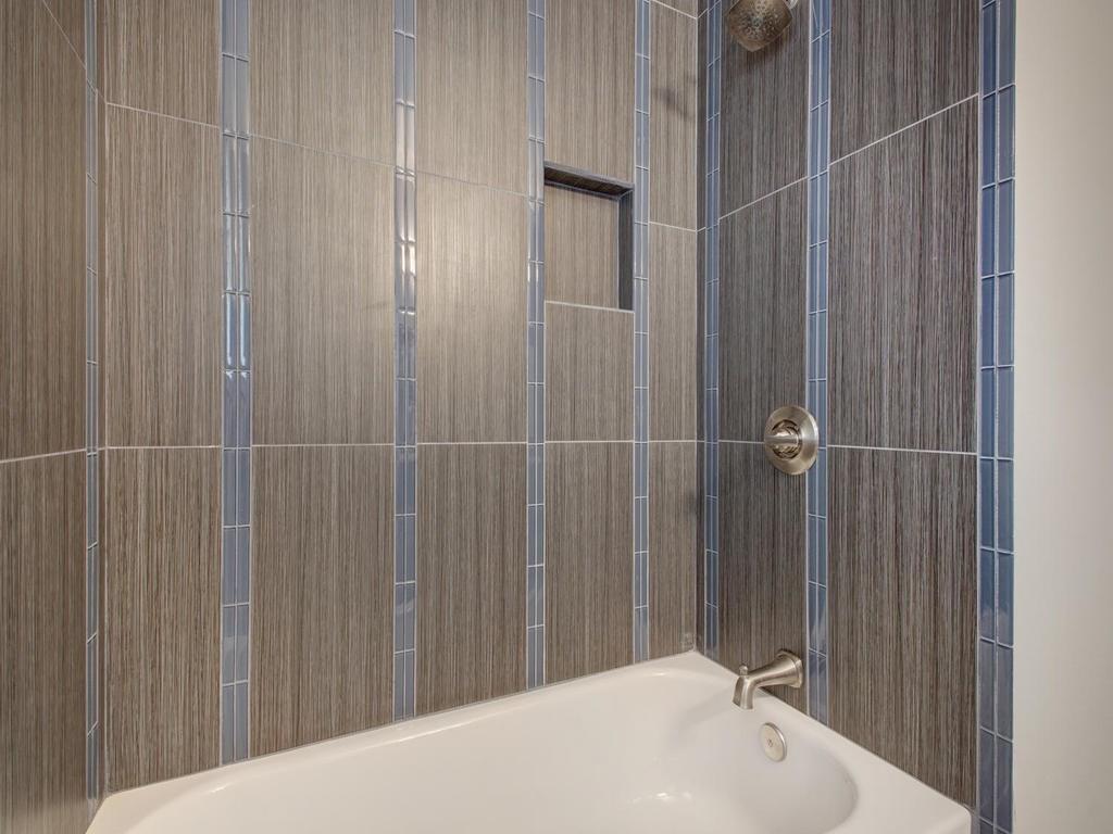 1110 FIELDCREST Dr, Austin, TX 78704