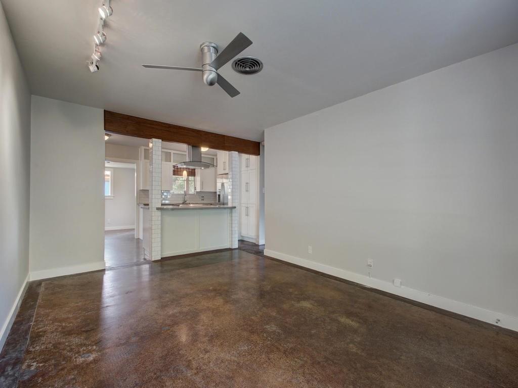 1110 FIELDCREST Dr, Austin, TX 78704