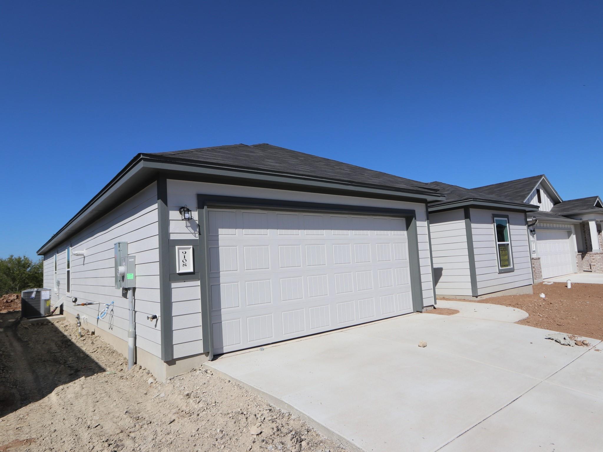 9108 Furman Dr, Austin, TX 78747