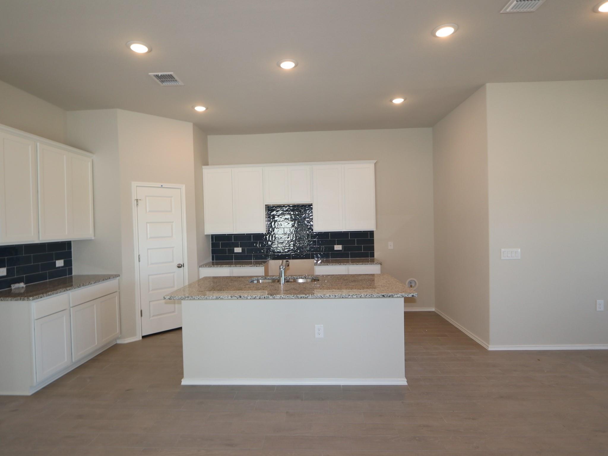 9108 Furman Dr, Austin, TX 78747