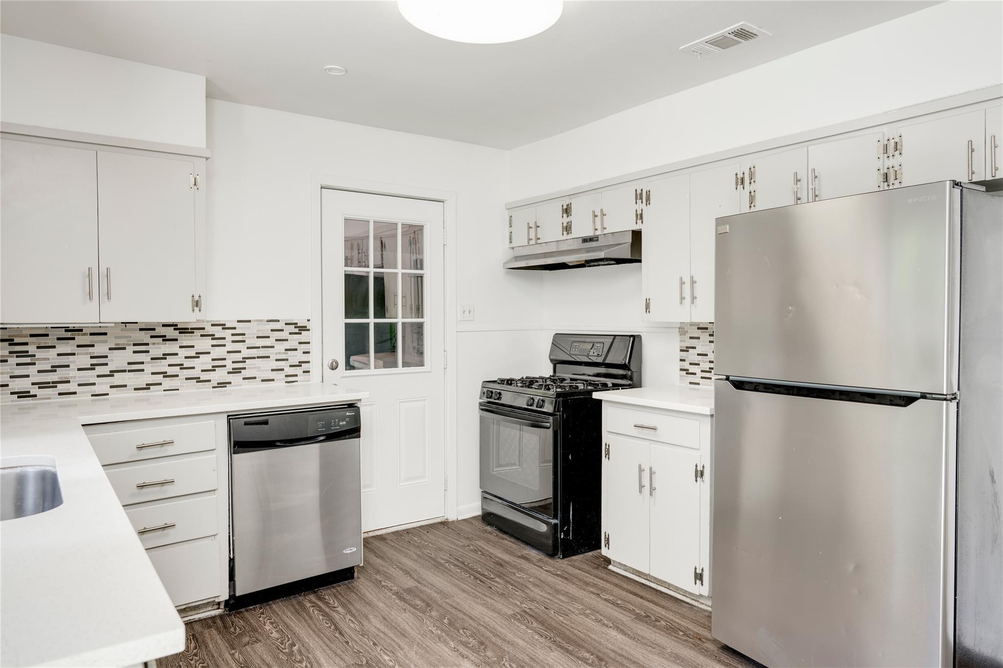 809 Neans Dr, Austin, TX 78758