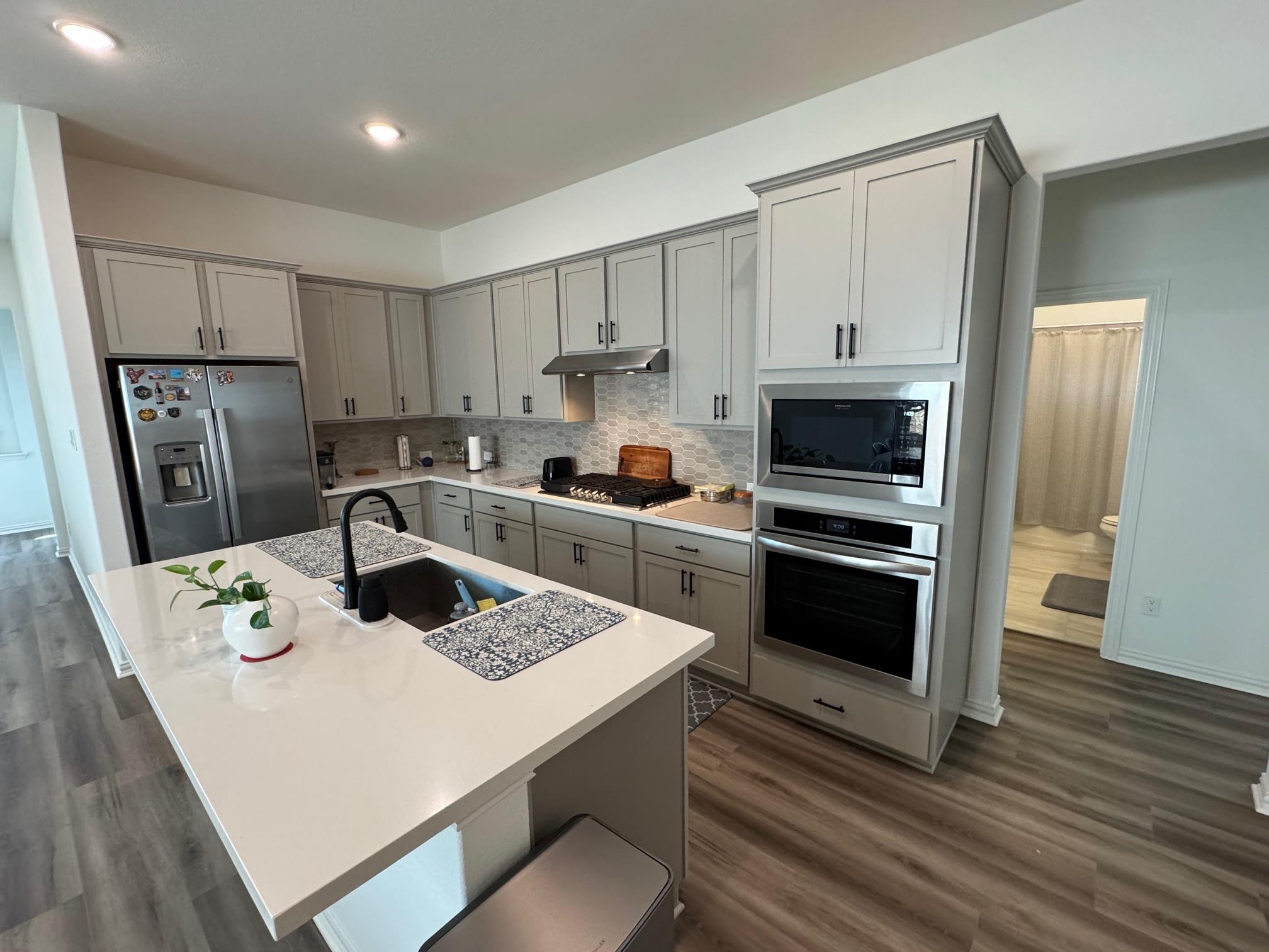 201 Dove Tree Dr, Buda, TX 78610