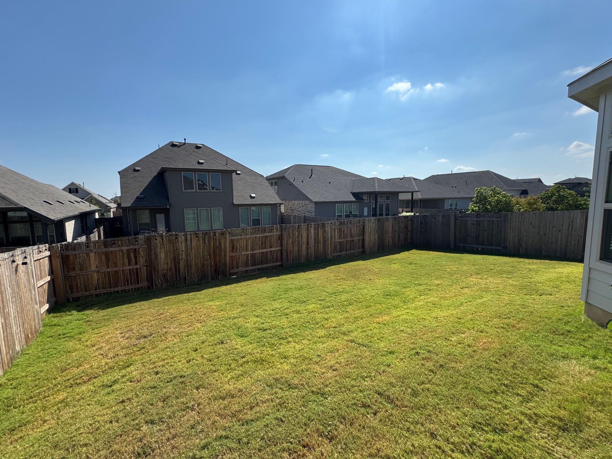 201 Dove Tree Dr, Buda, TX 78610