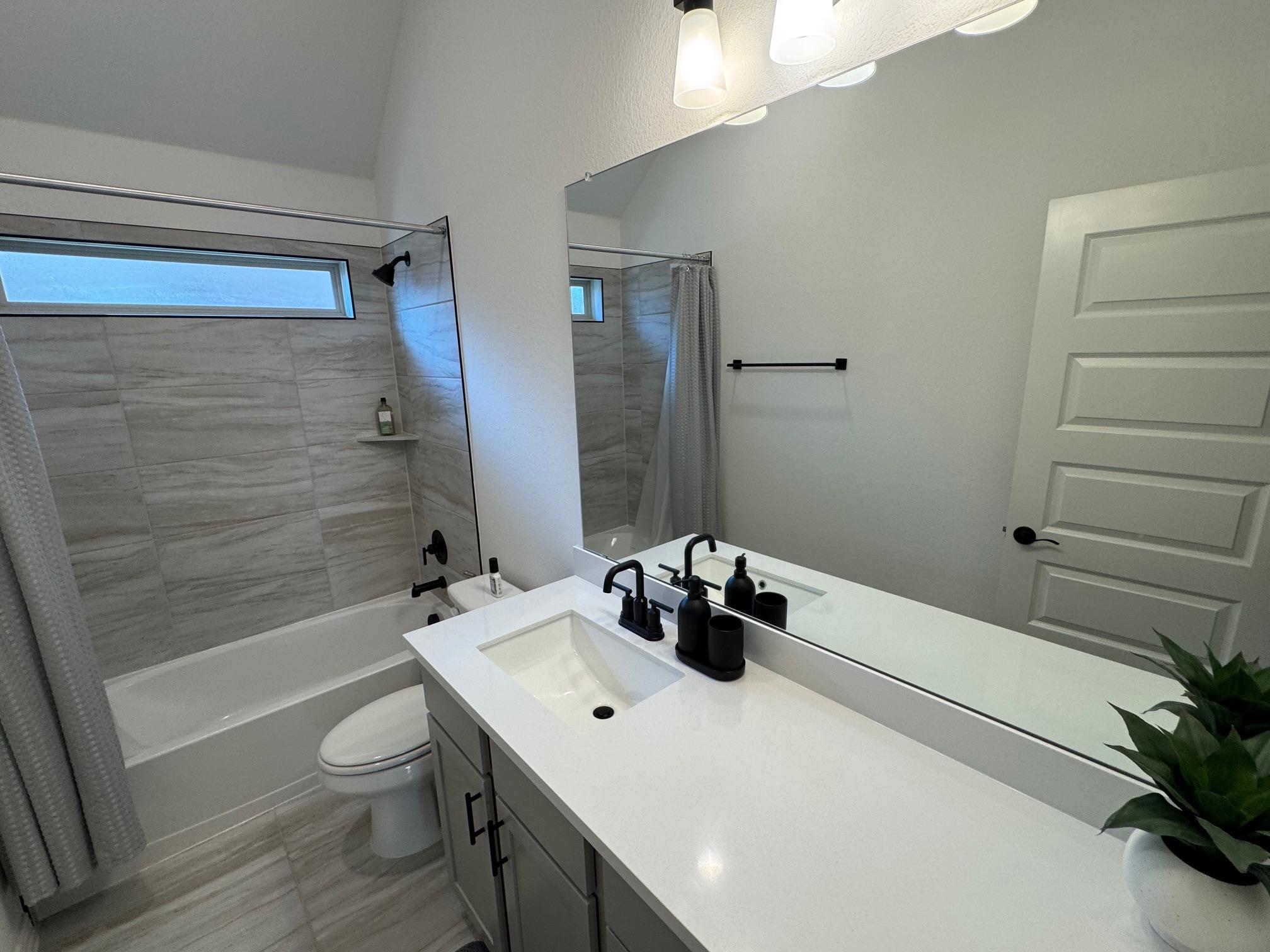 201 Dove Tree Dr, Buda, TX 78610