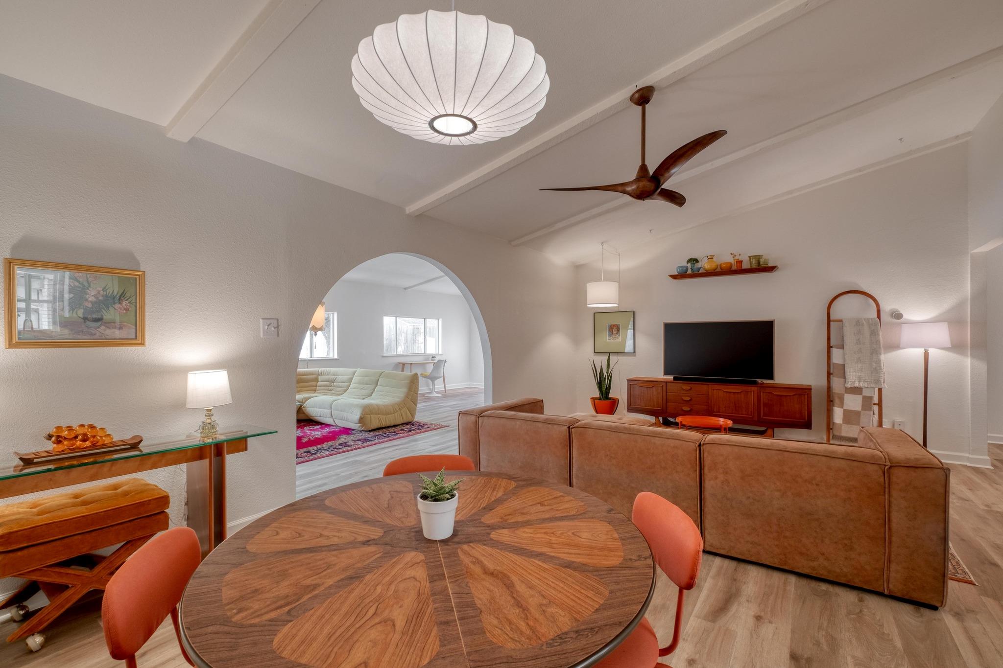 9214 Hunters Trce E, Austin, TX 78758