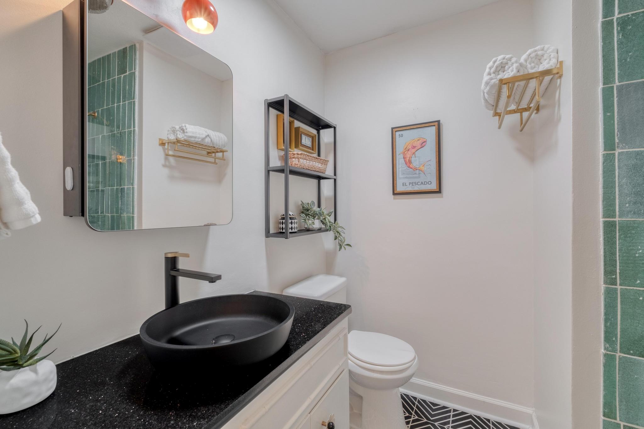 9214 Hunters Trce E, Austin, TX 78758