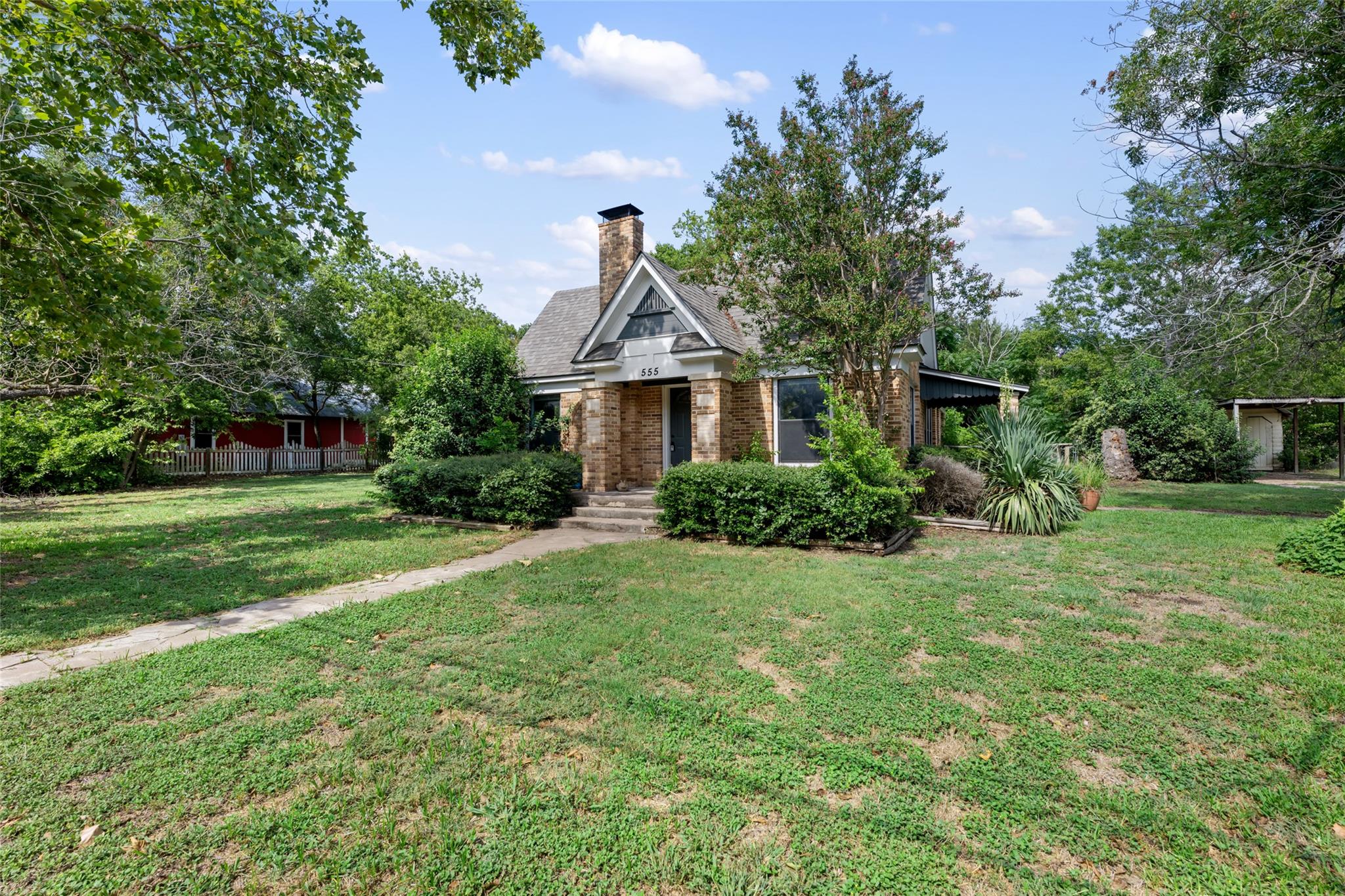 555 Hopewell Rd, Bertram, TX 78605