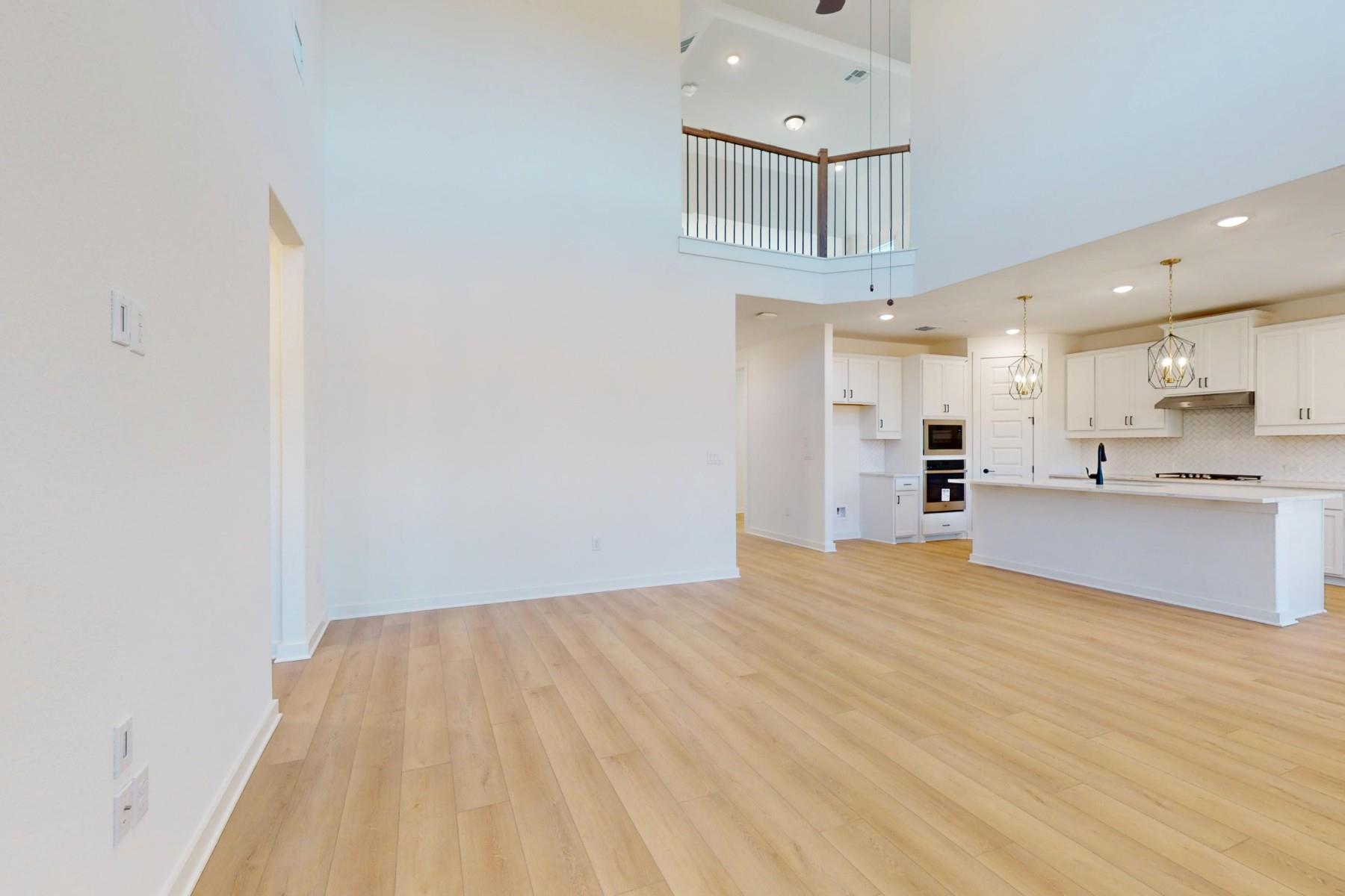 3925 Waxahachie Rd, Leander, TX 78641