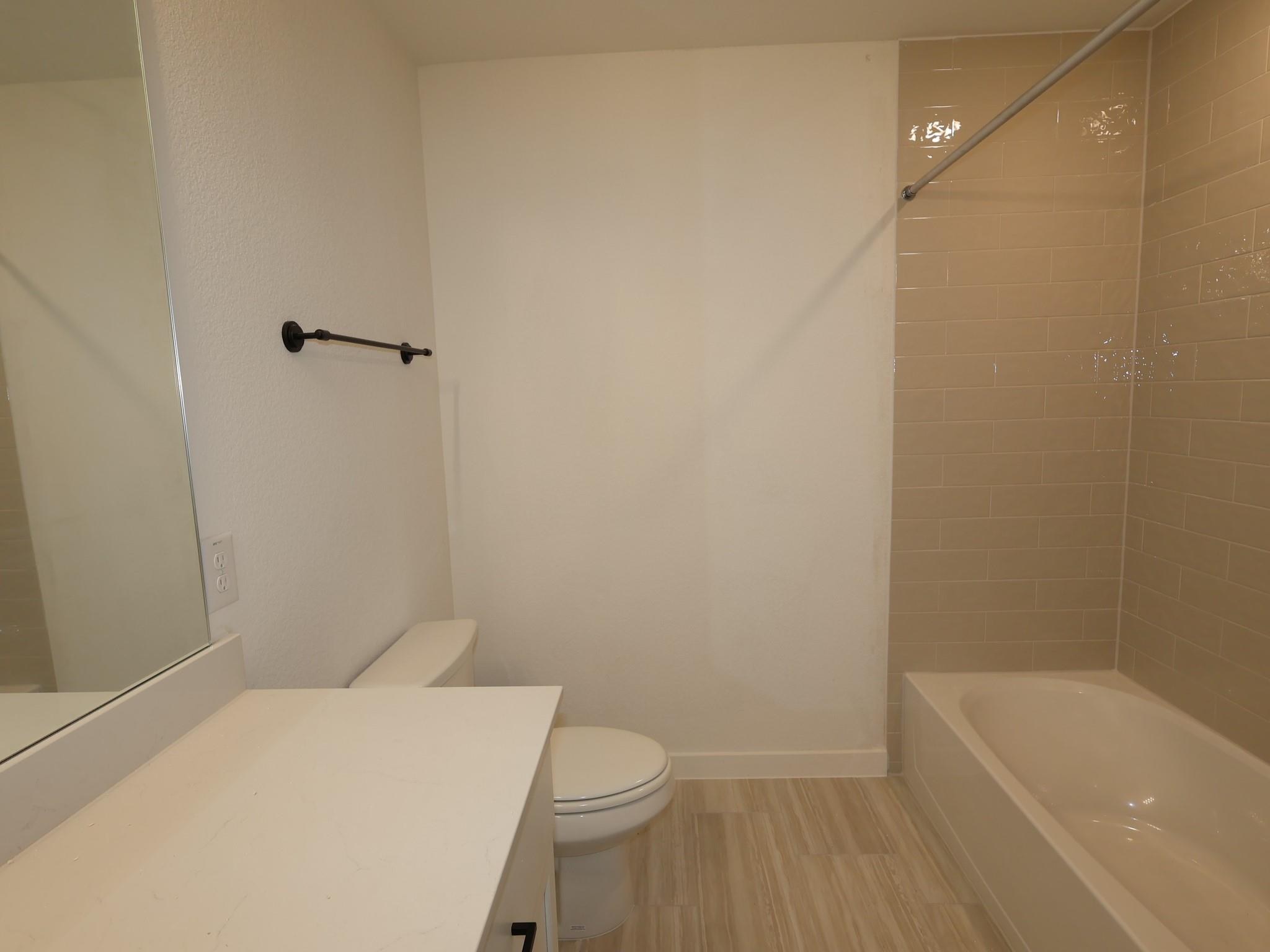 3925 Waxahachie Rd, Leander, TX 78641