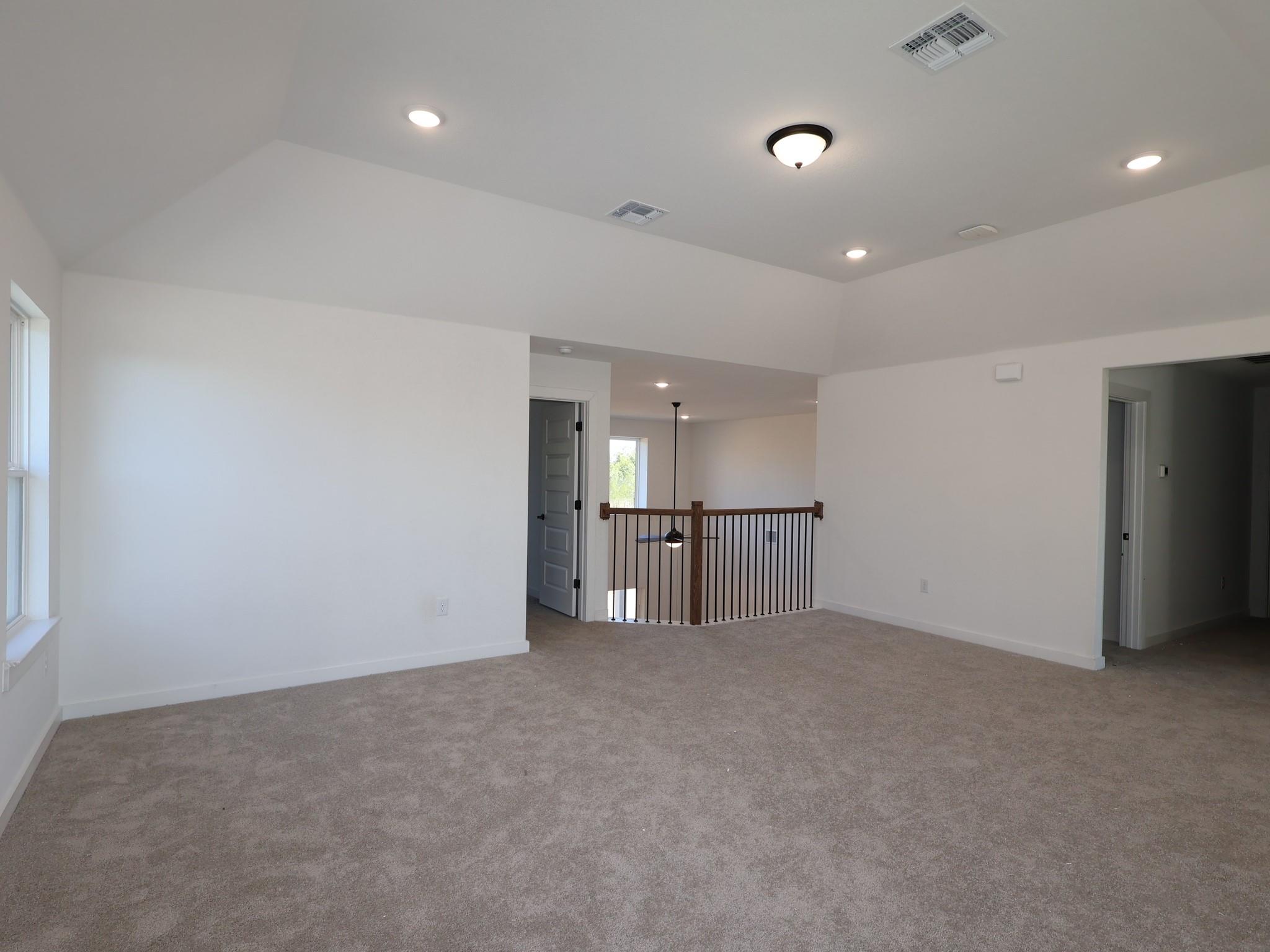 3925 Waxahachie Rd, Leander, TX 78641