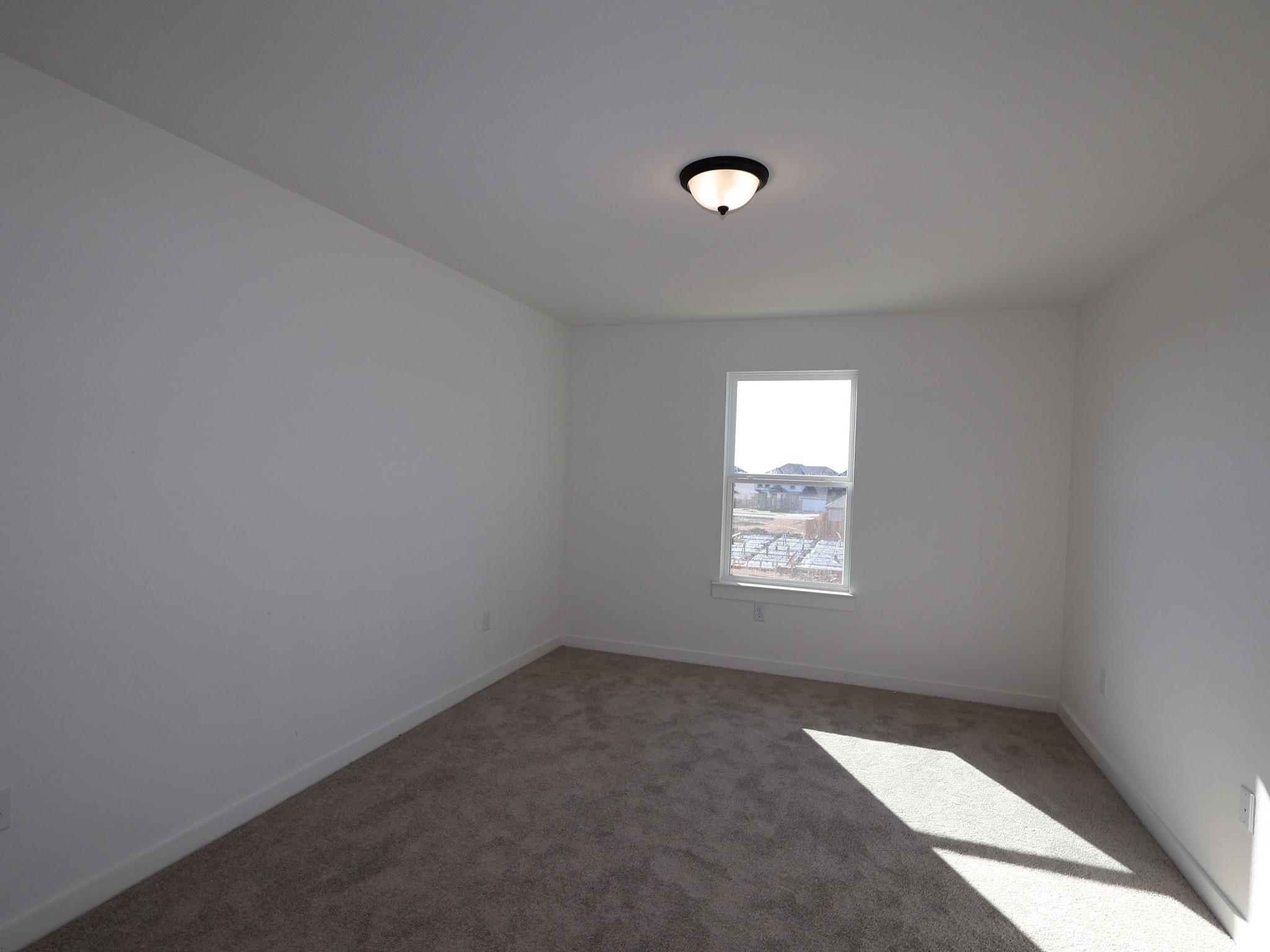 3925 Waxahachie Rd, Leander, TX 78641