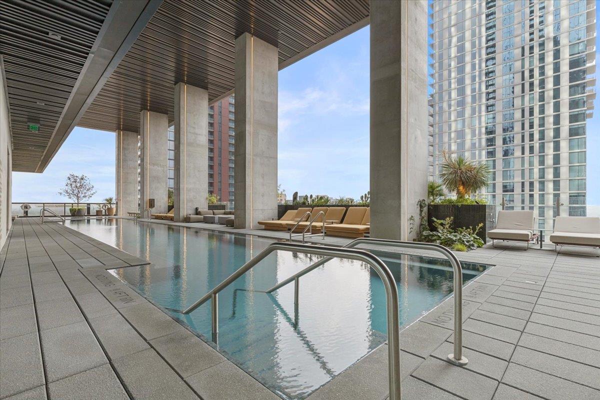 610 Davis St # 2503, Austin, TX 78701