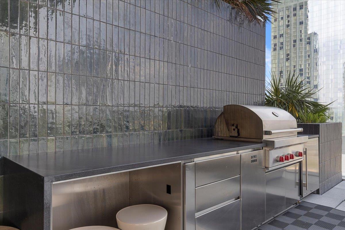 610 Davis St # 2503, Austin, TX 78701