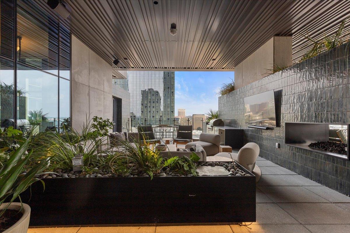 610 Davis St # 2503, Austin, TX 78701