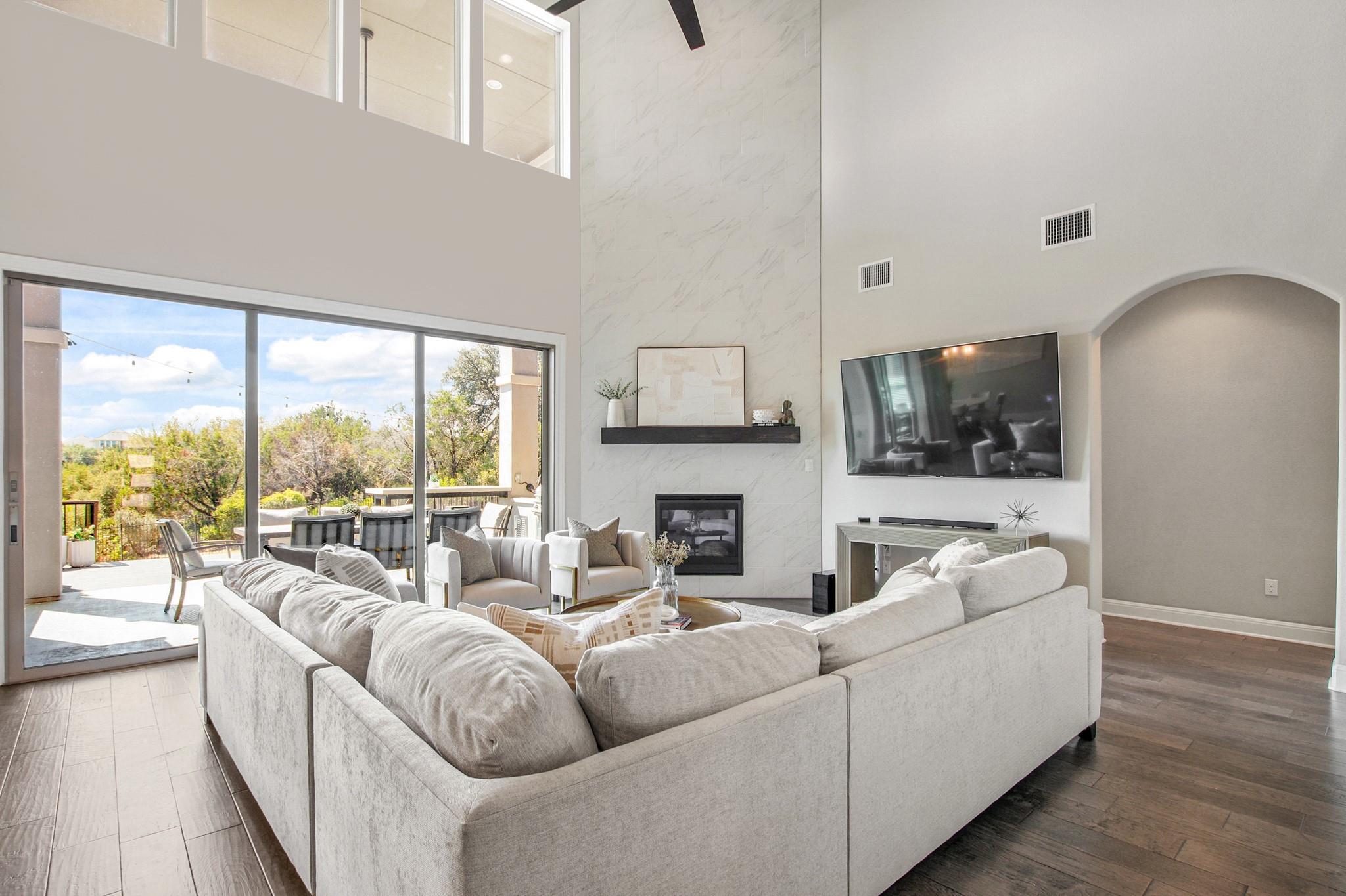 320 Mary Elise Way, Austin, TX 78737