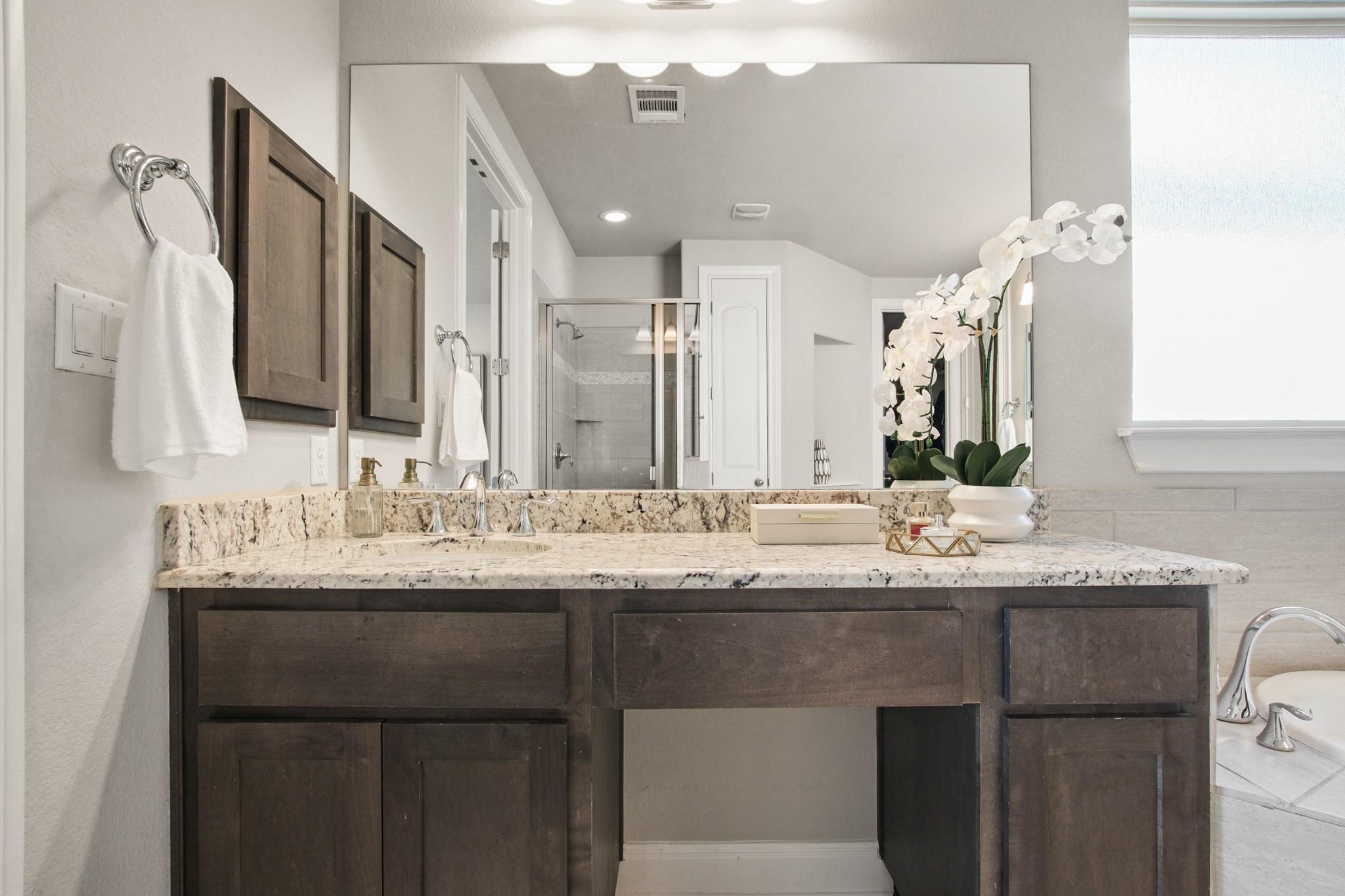 320 Mary Elise Way, Austin, TX 78737