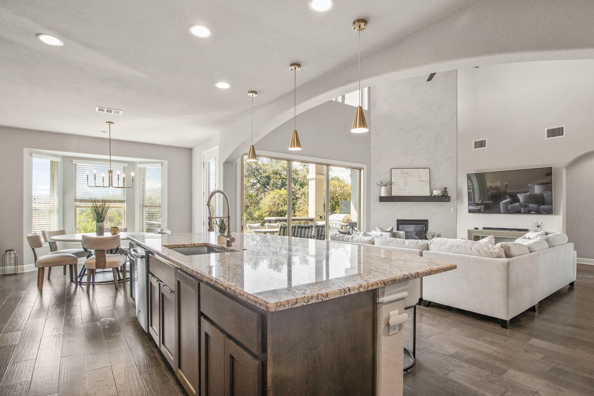 320 Mary Elise Way, Austin, TX 78737