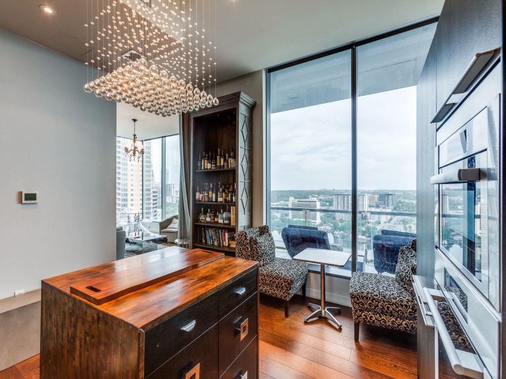 210 Lavaca St # 1801, Austin, TX 78701